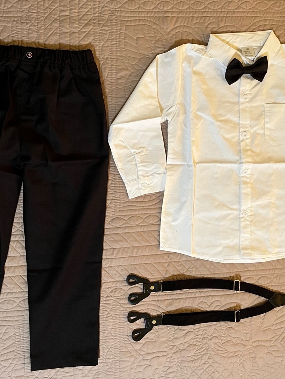 Alintu Boys Dress Clothes nn948 size 5-6 (130) w/bow tie